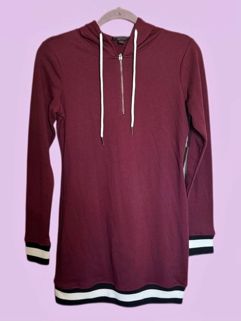 Material Girl Burgundy Hooded Tunic Size Small Like New
